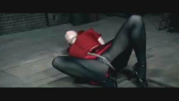 chicks stunning ເຊີນ Guy ເພື່ອຫຼາກຫຼາຍ foreplay ຂອງເຂົາເຈົ້າ